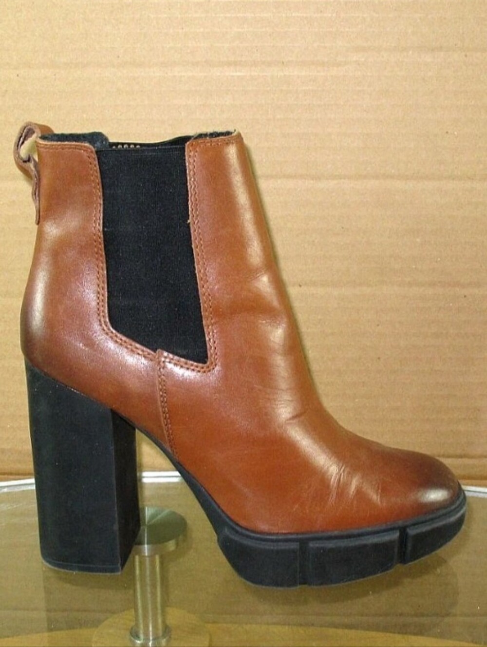 Steve Madden Platform  Chelsea Boots Brown Leather High Heel Size 8